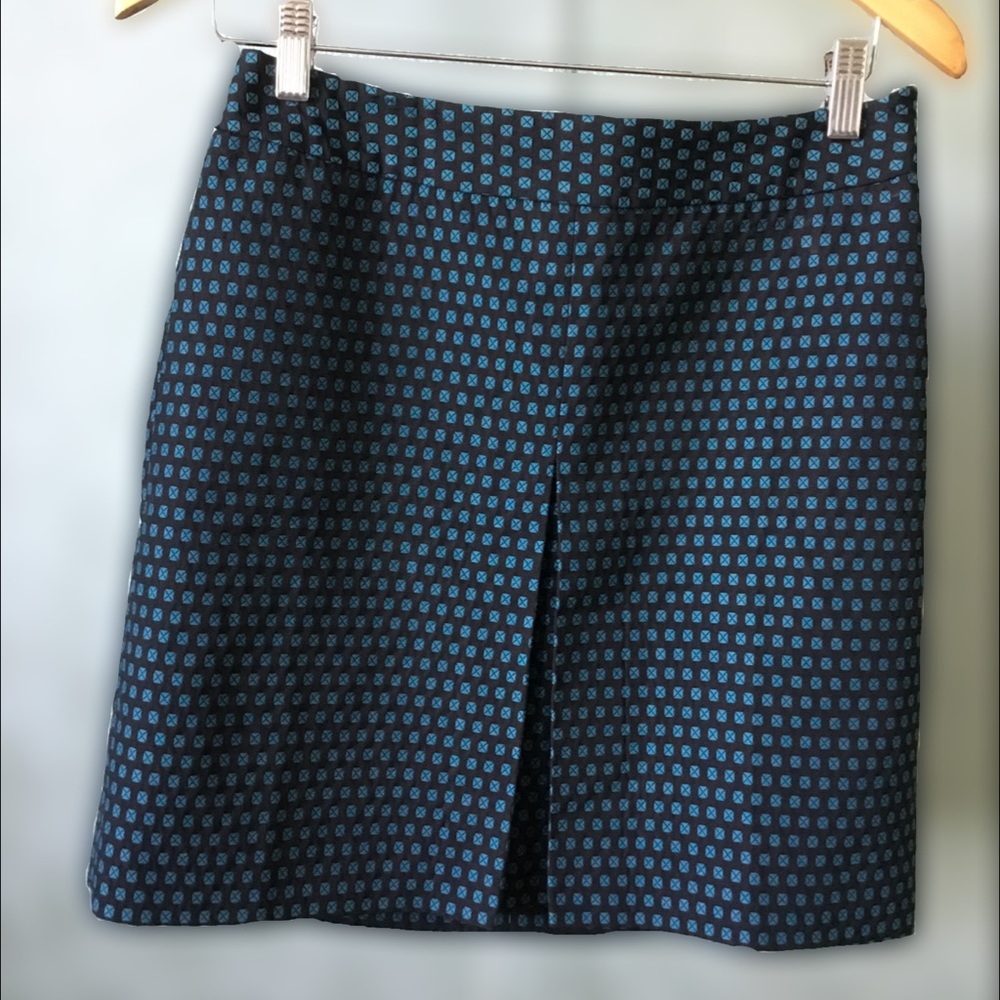 LOFT Mini Skirt - Like New